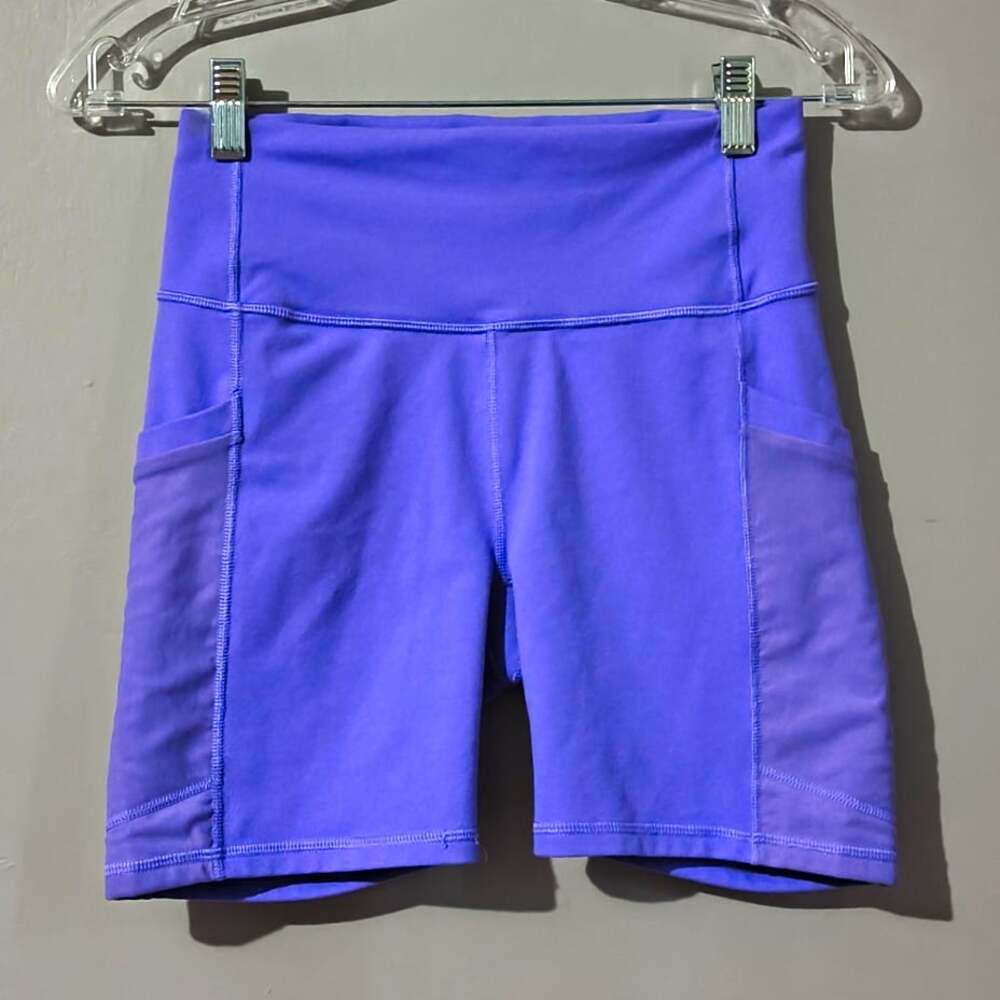 Fabletics Women's Purple powerhold Biker Shorts 6" Inseam Pockets Gym small